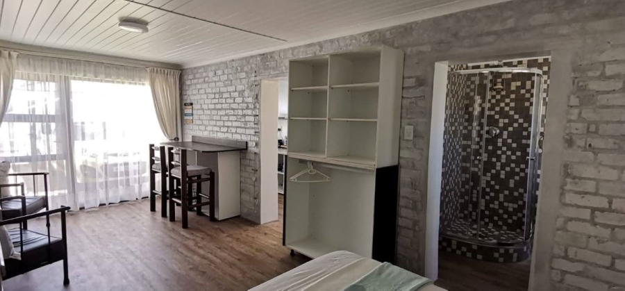 5 Bedroom Property for Sale in Perlemoenbaai Western Cape